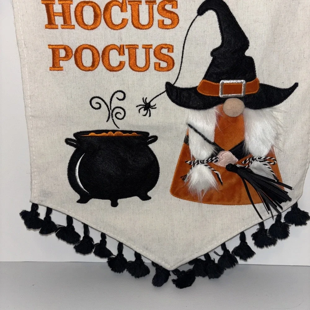 Hocus Pocus Wall Hanging